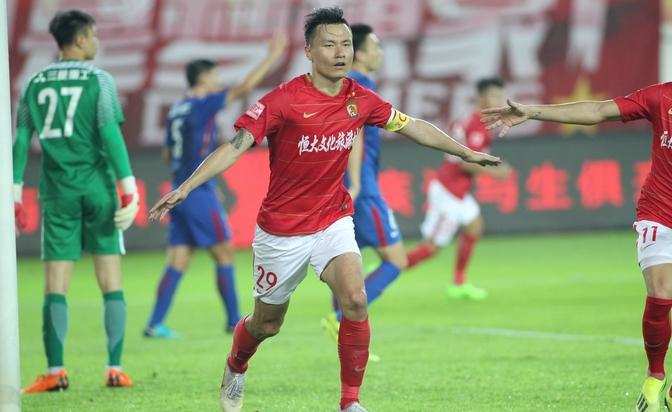 包含郜林破门，助力恒大客场击败建业的词条