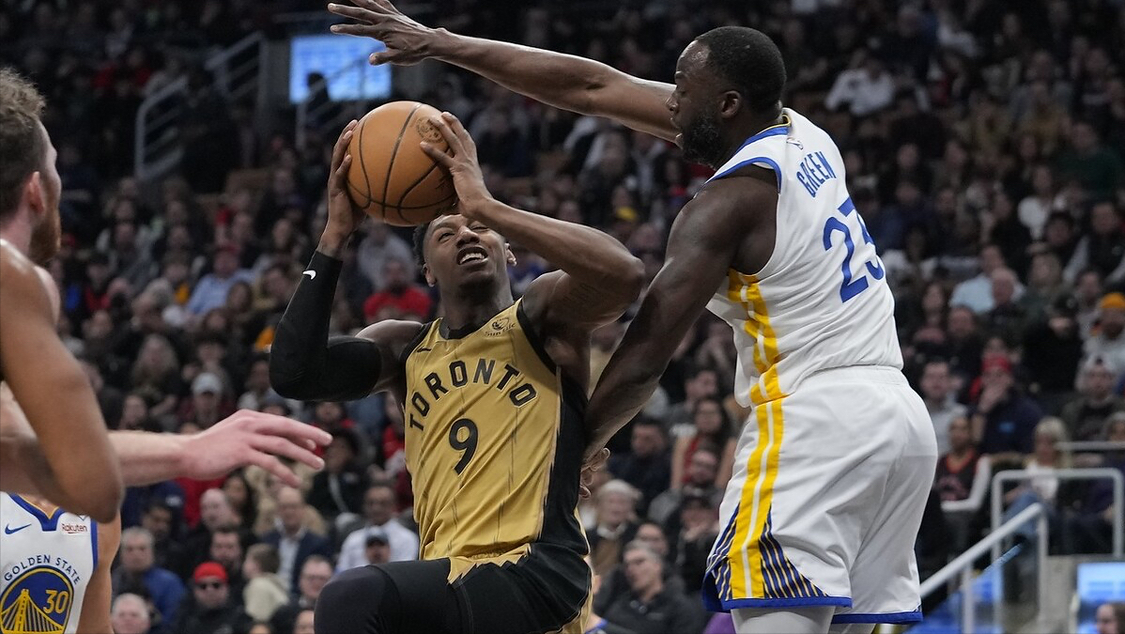 关于佩斯卡拉胜出重要比赛，豪取三分的信息