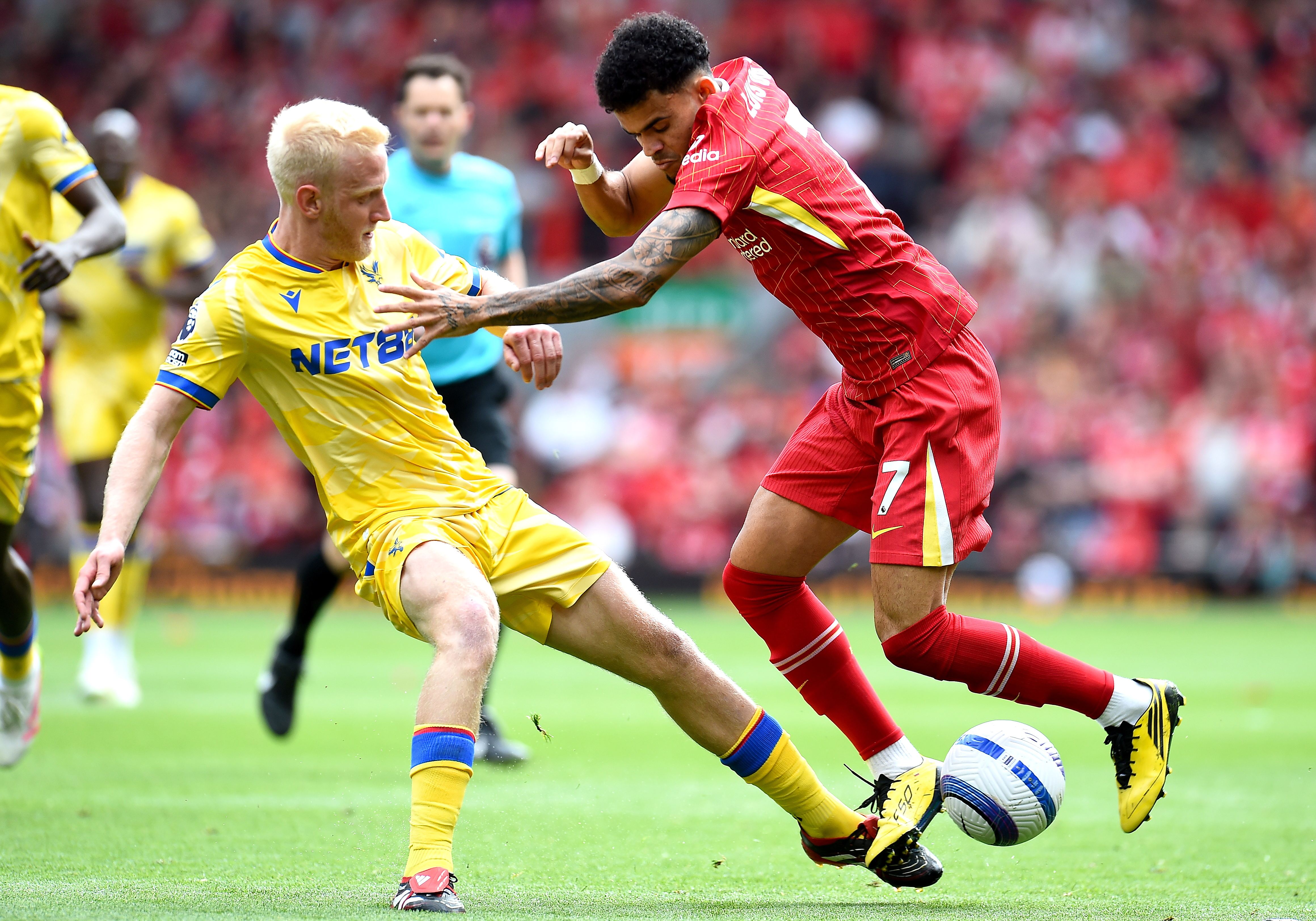 意大利英格兰对决，罗马主场大胜利物浦的简单介绍