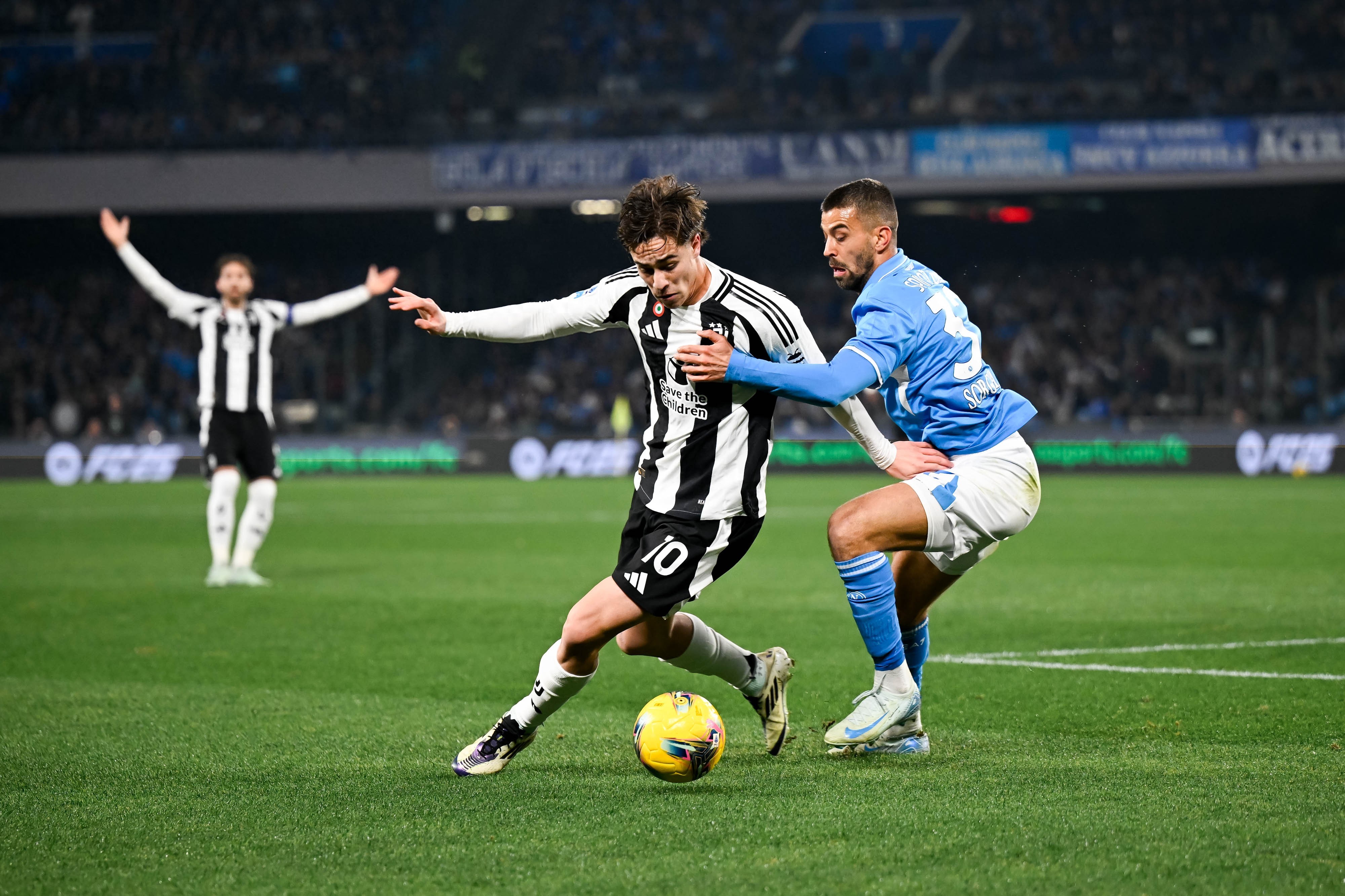 关于尤文图斯主场失利，球队陷入低谷的信息