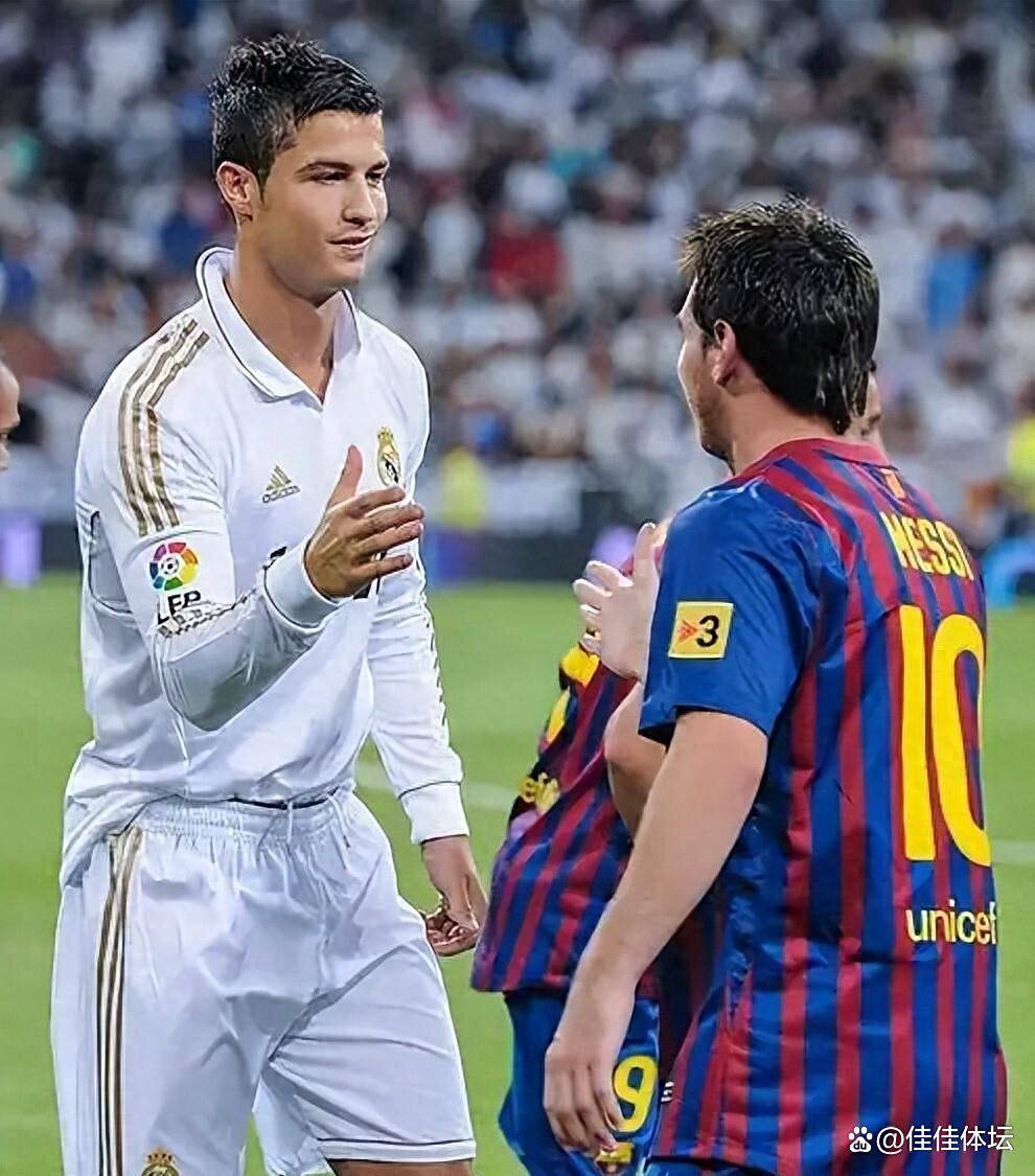 梅西C罗一决高下，全球球迷拭目以待的简单介绍