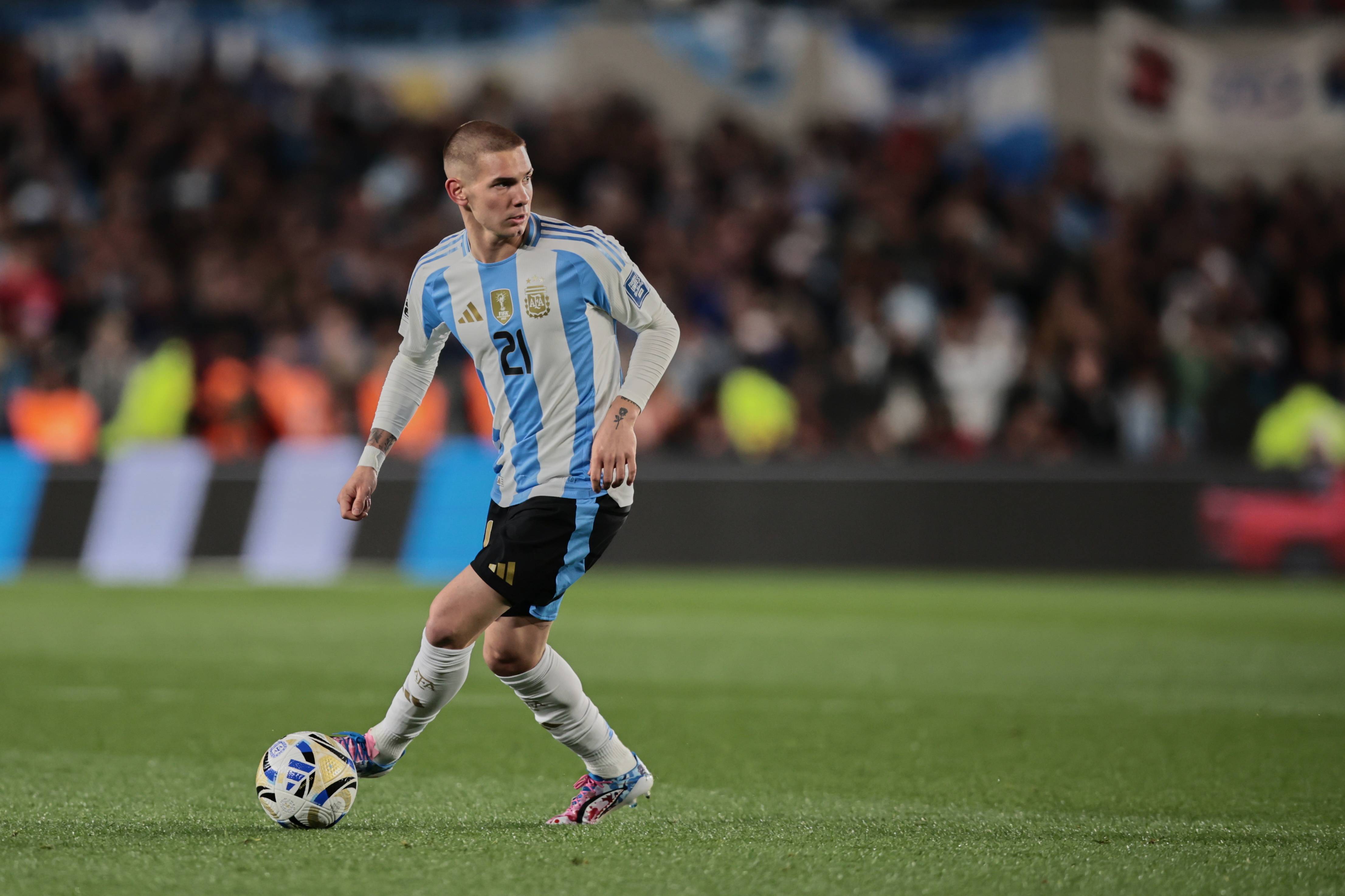 国际足球比赛阿根廷队遭遇失利