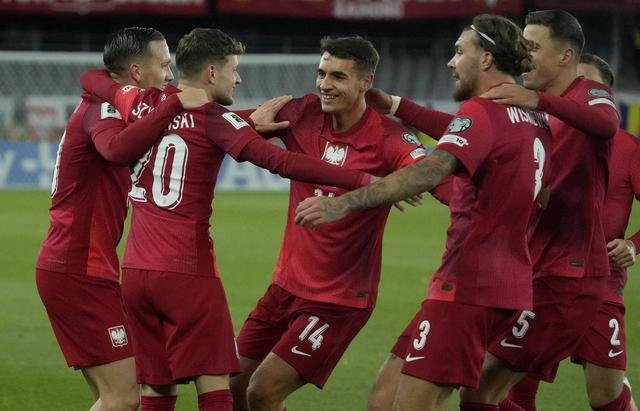 波兰客场憾负立陶宛，世预赛排名位列小组第三的简单介绍