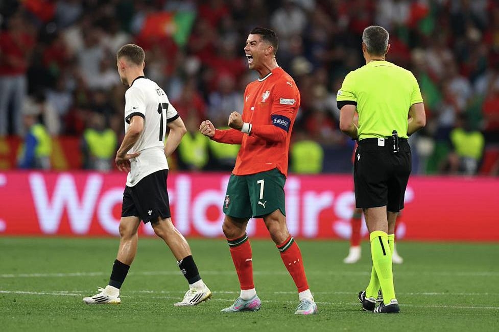 热门球队出局，欧预赛上演逆转传奇的简单介绍