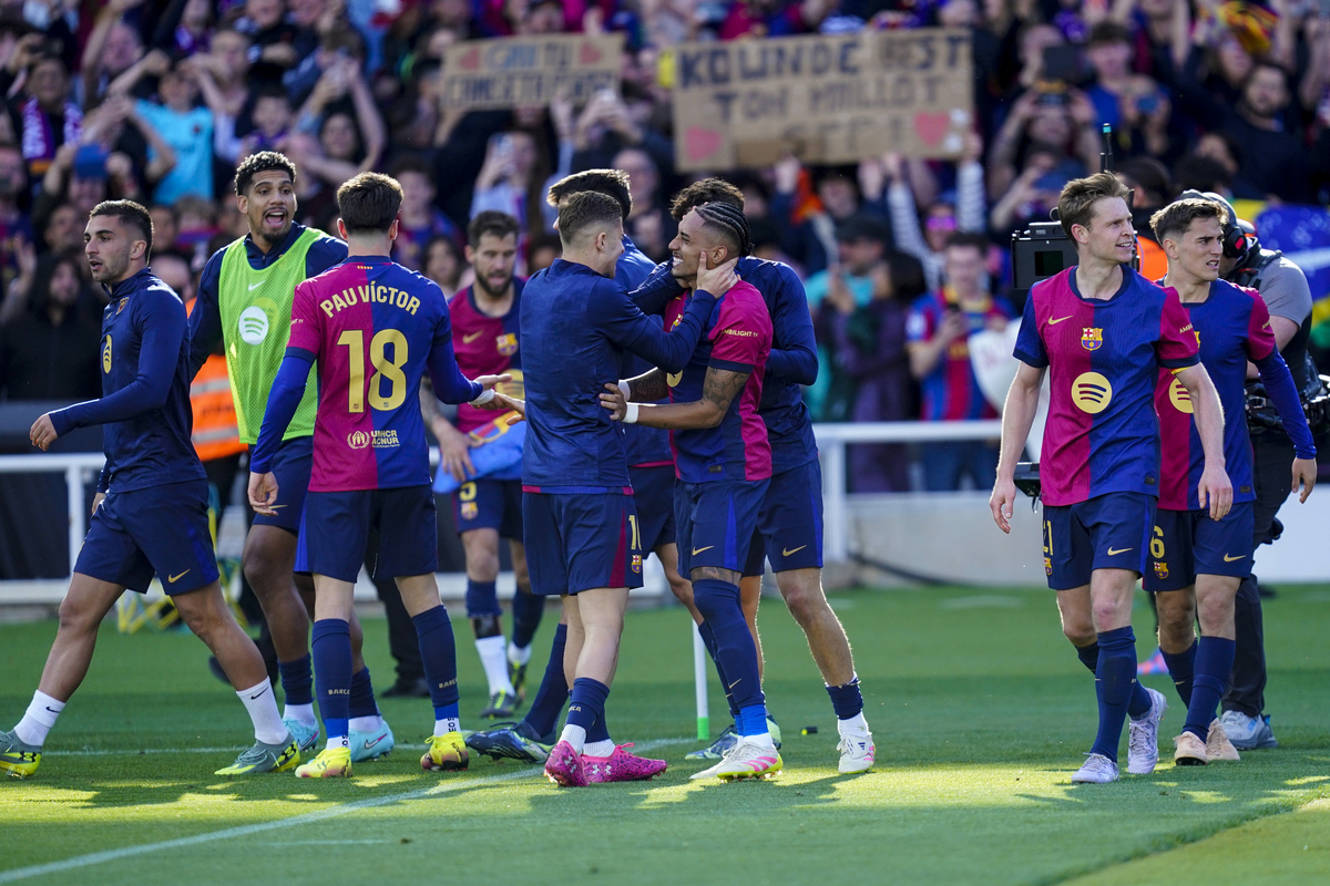 意甲球队公开训练日现场火爆，球迷热情高涨的简单介绍