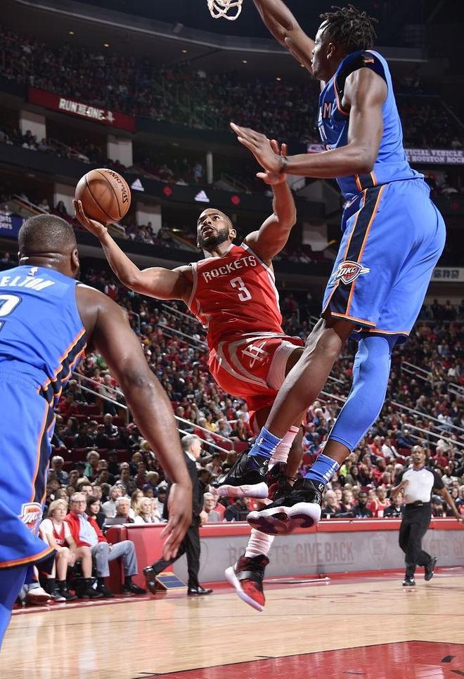 关于四川队碾压火箭，保罗统治全场的信息