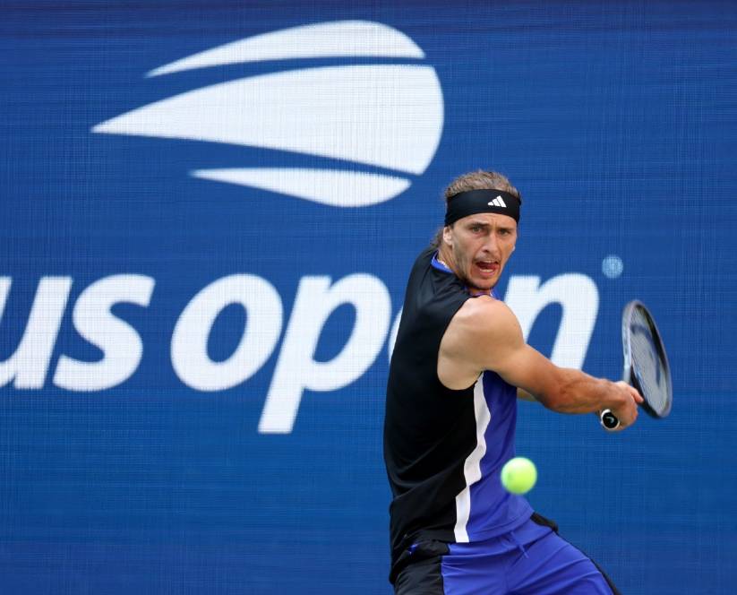 包含年终总决赛翻盘美网，兹维列夫高光表现的词条