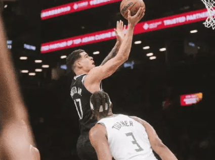 篮网翻盘雄鹿，库里统治全场