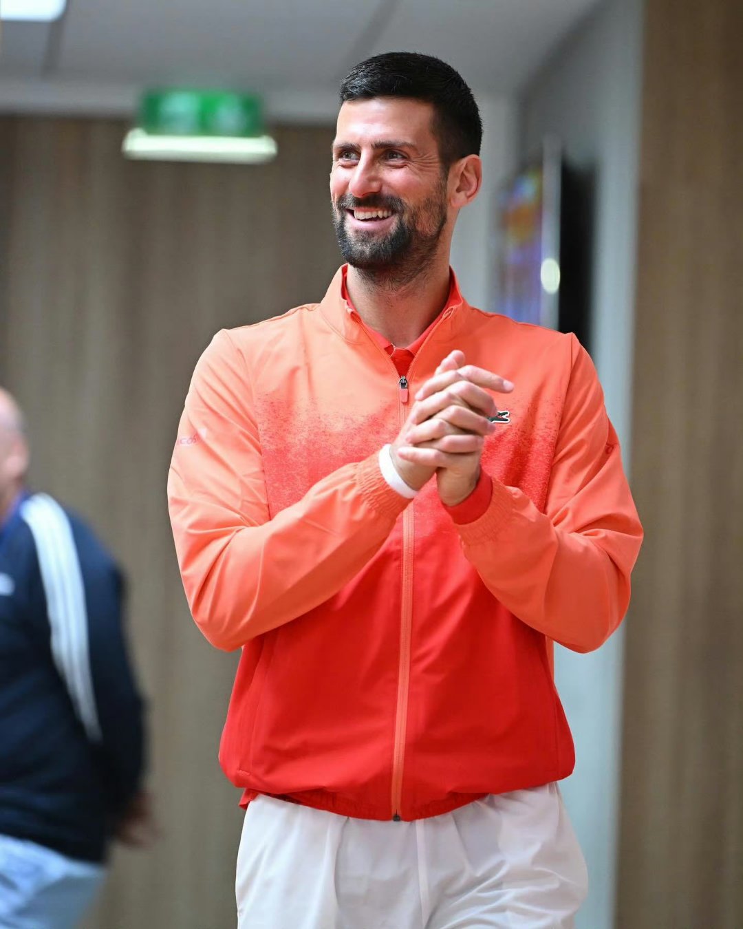 包含澳网鏖战联合杯，德约科维奇状态火热的词条