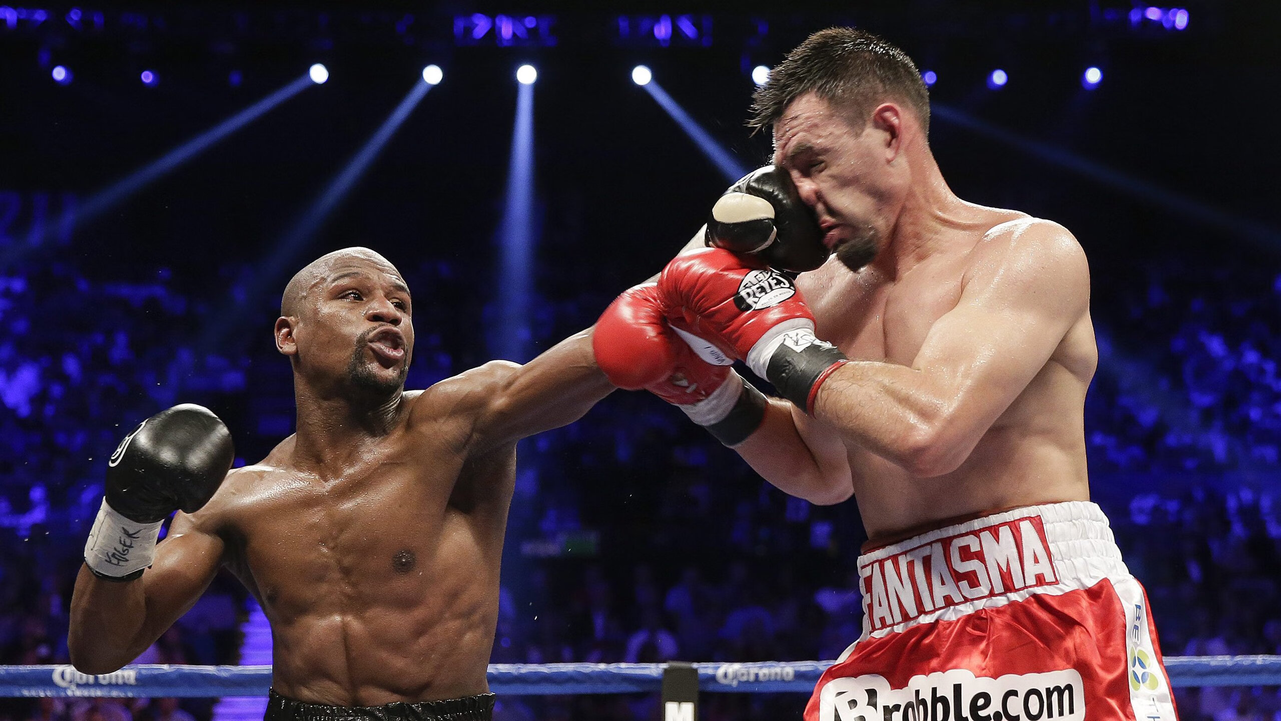 火箭防守锁死快船,布克成为关键先生,一场战术与意志的胜利