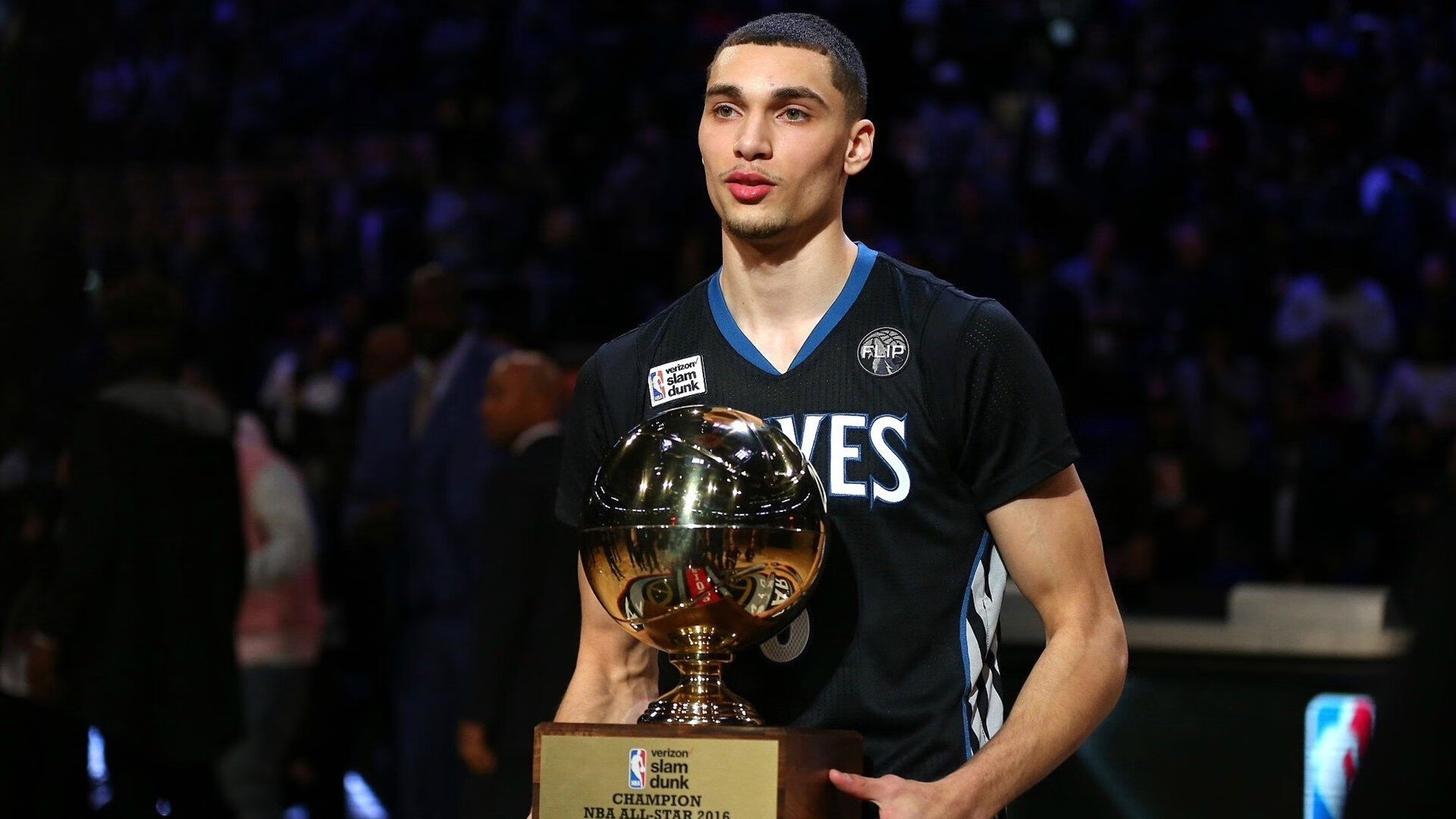 绝境中的逆袭,哈弗茨末节接管比赛,克罗地亚掀翻那不勒斯的战术启示