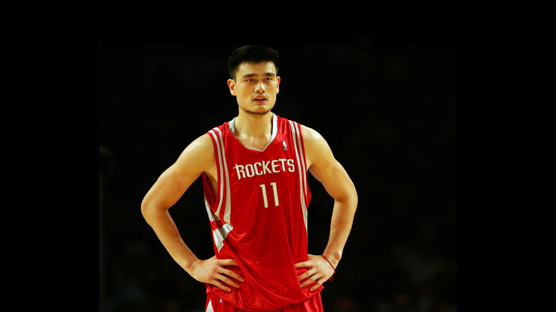 沙漠风暴席卷波斯湾,阿联酋控球革命击碎伊朗铁壁,维尼修斯引领2026世界杯F组格局剧变